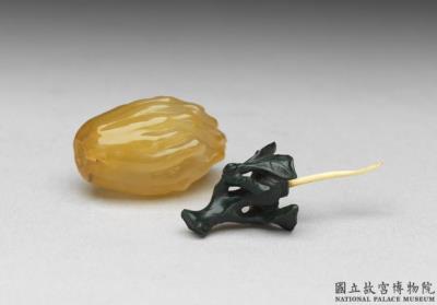 图片[3]-Chalcedony snuff bottle in the shape of a Buddha’s hand citron, 18th century, Qing dynasty-China Archive